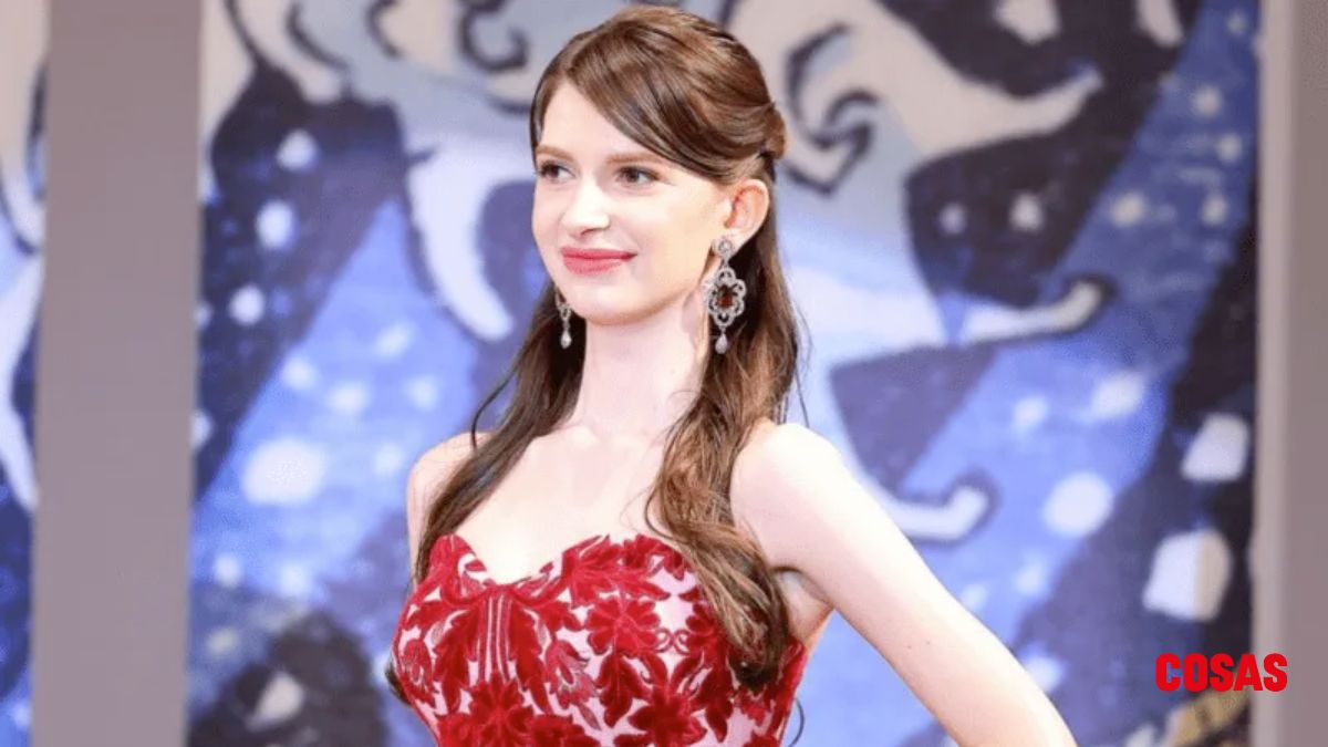 La ucraniana coronada Miss Japón renuncia a la corona